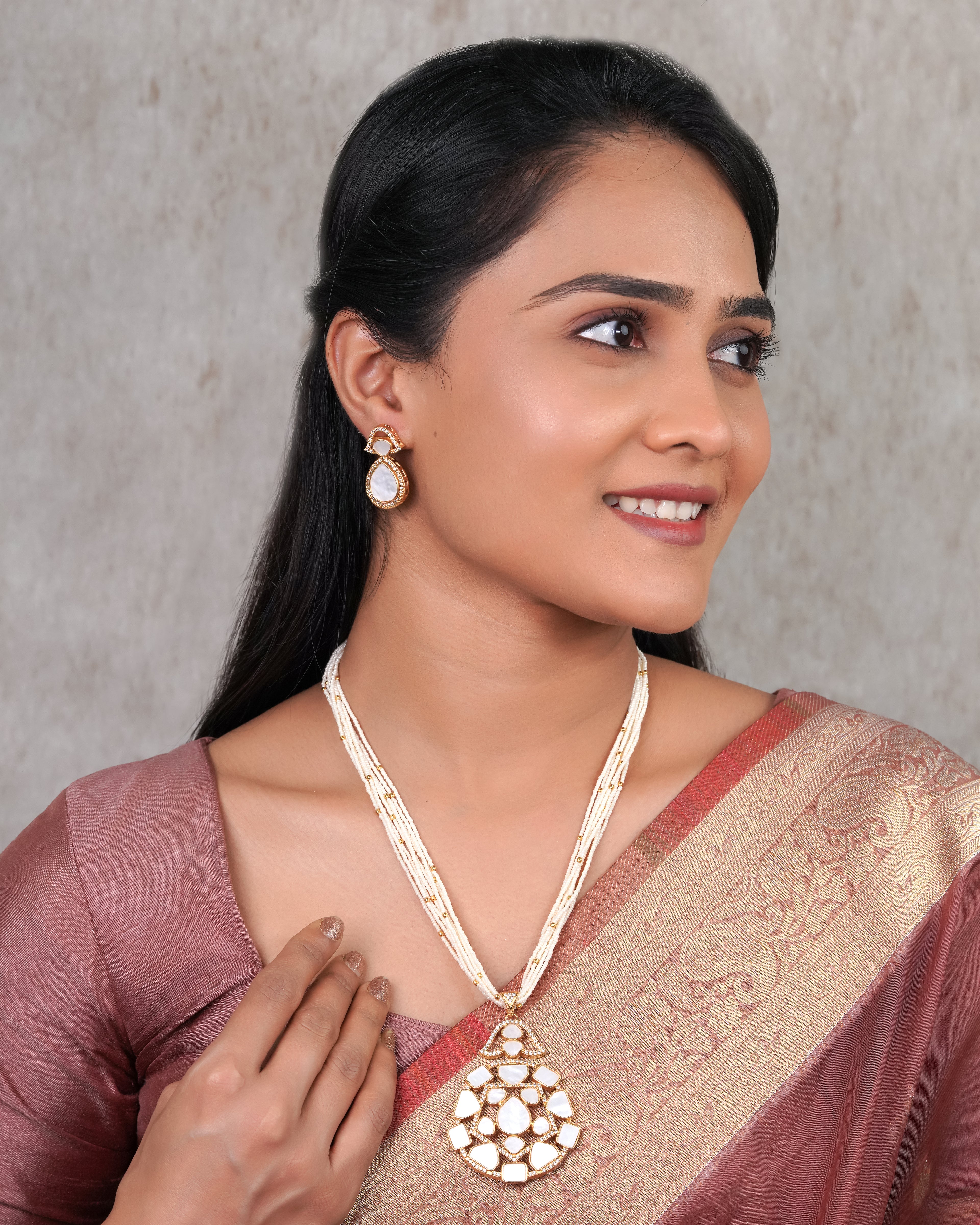 Mother-of-Pearl Mosaic Pendant Necklace Set
