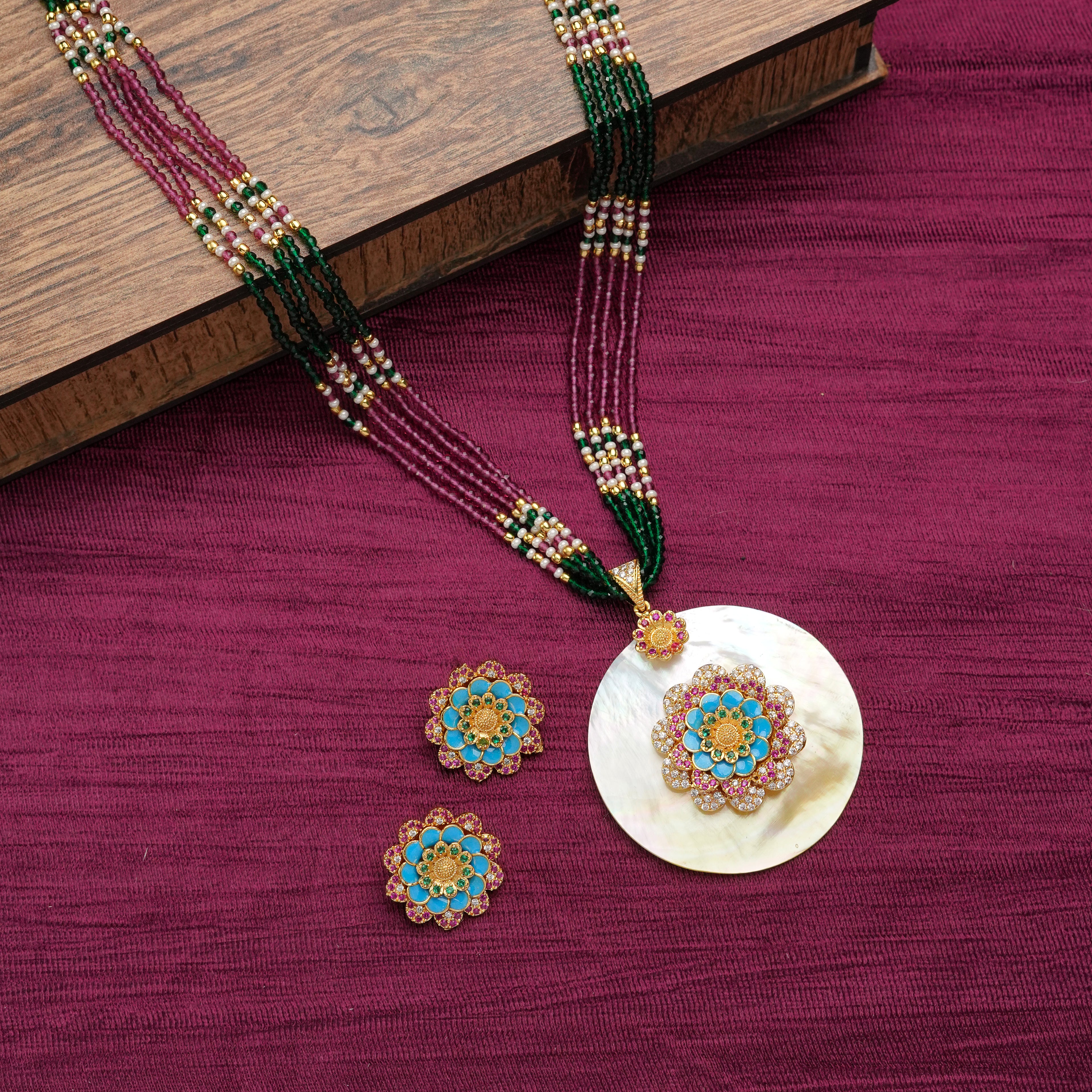 Turquoise Blossom Mother-of-Pearl Pendant Necklace Set