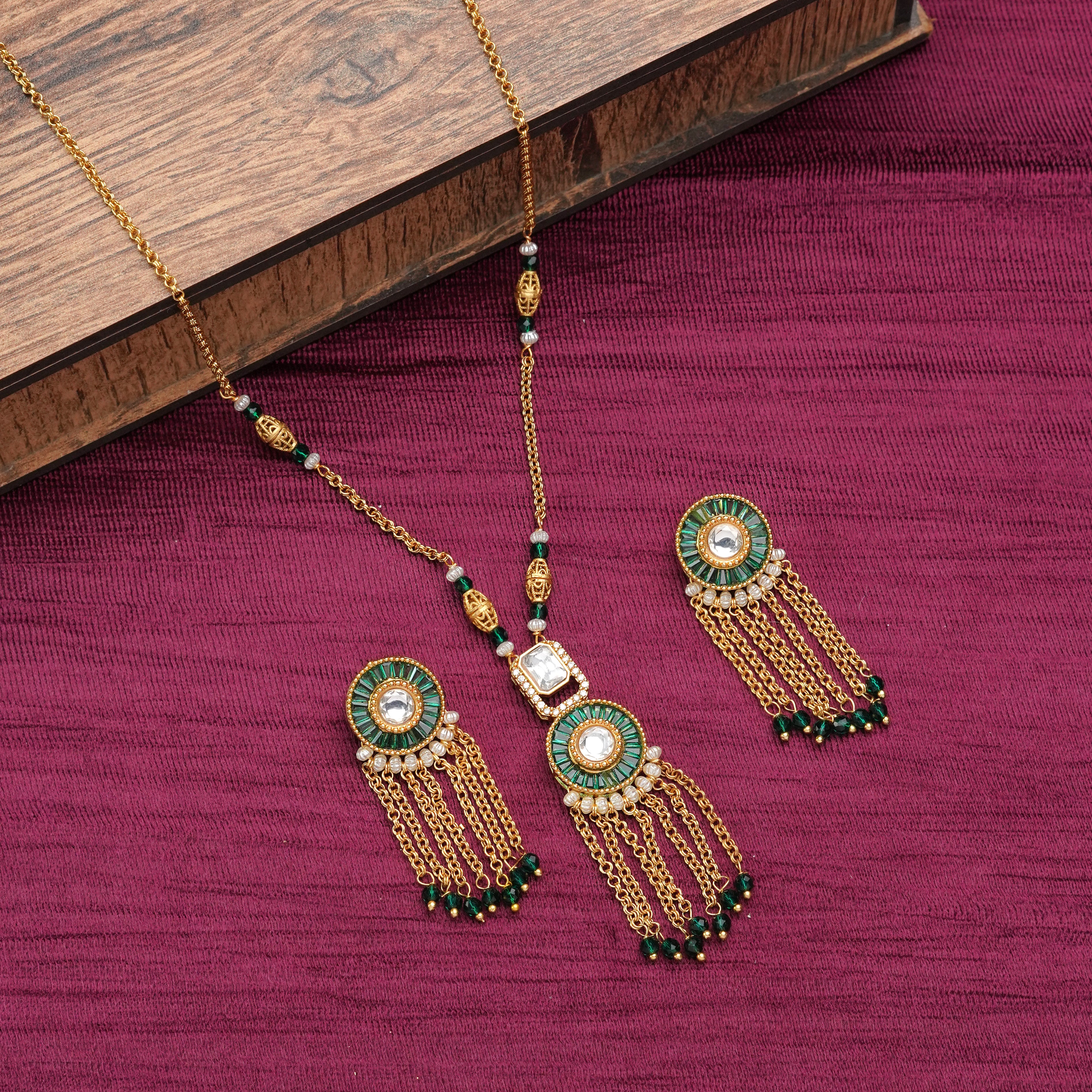 Emerald Green Kundan Tassel Necklace Set