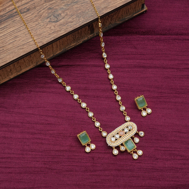Mint Green Kundan Pendant Necklace Set