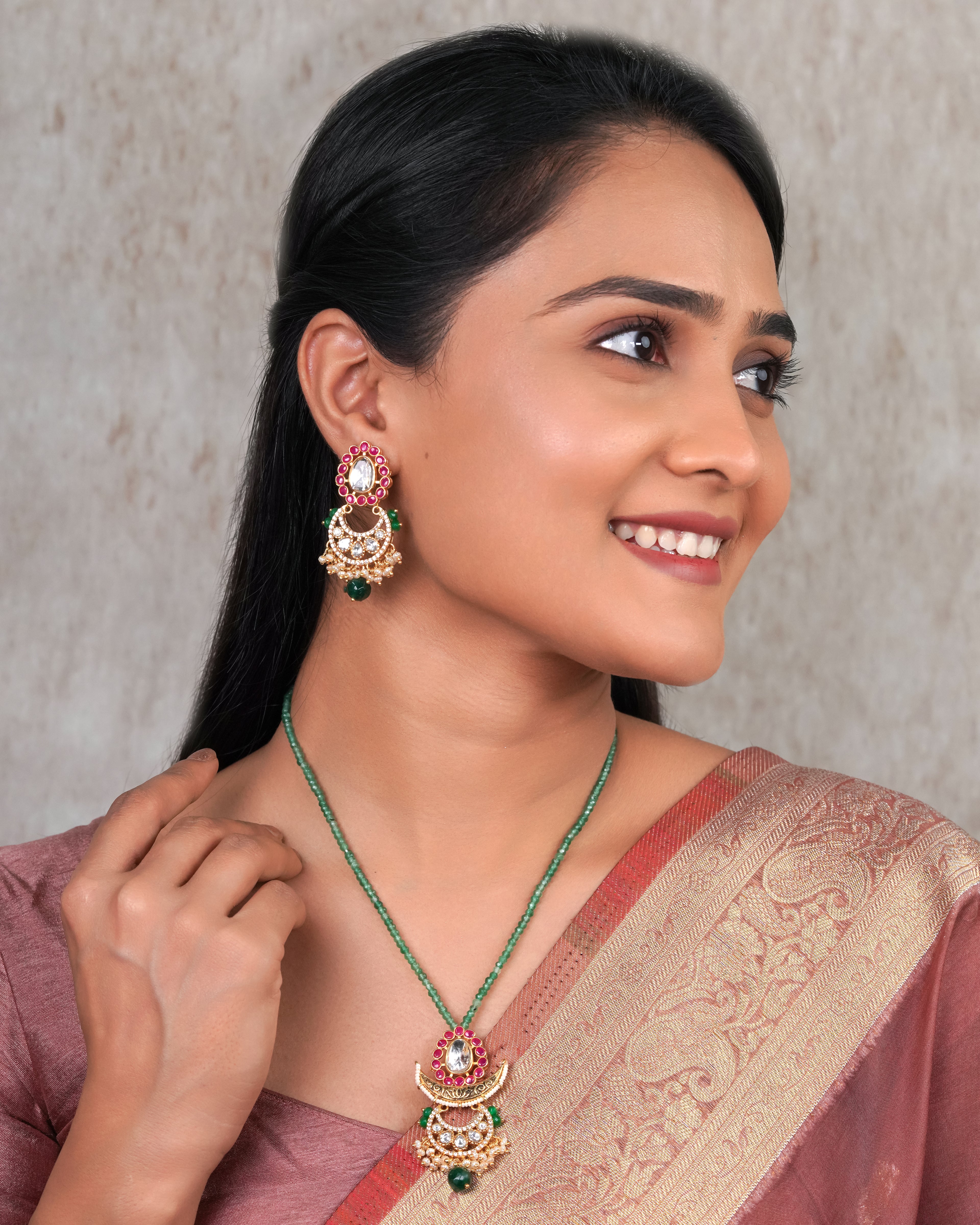 Emerald Maharani Crescent Set