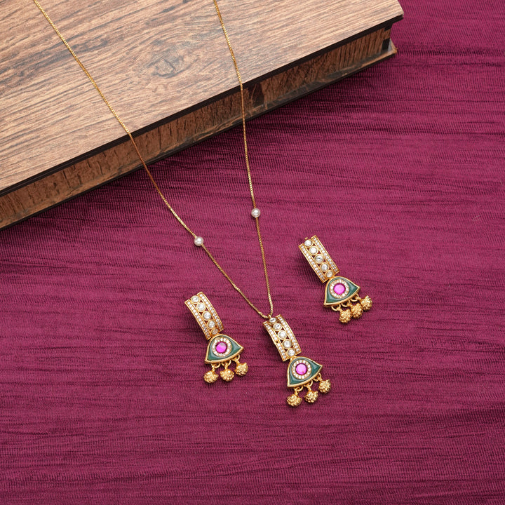 Emerald Arc Radiance Set