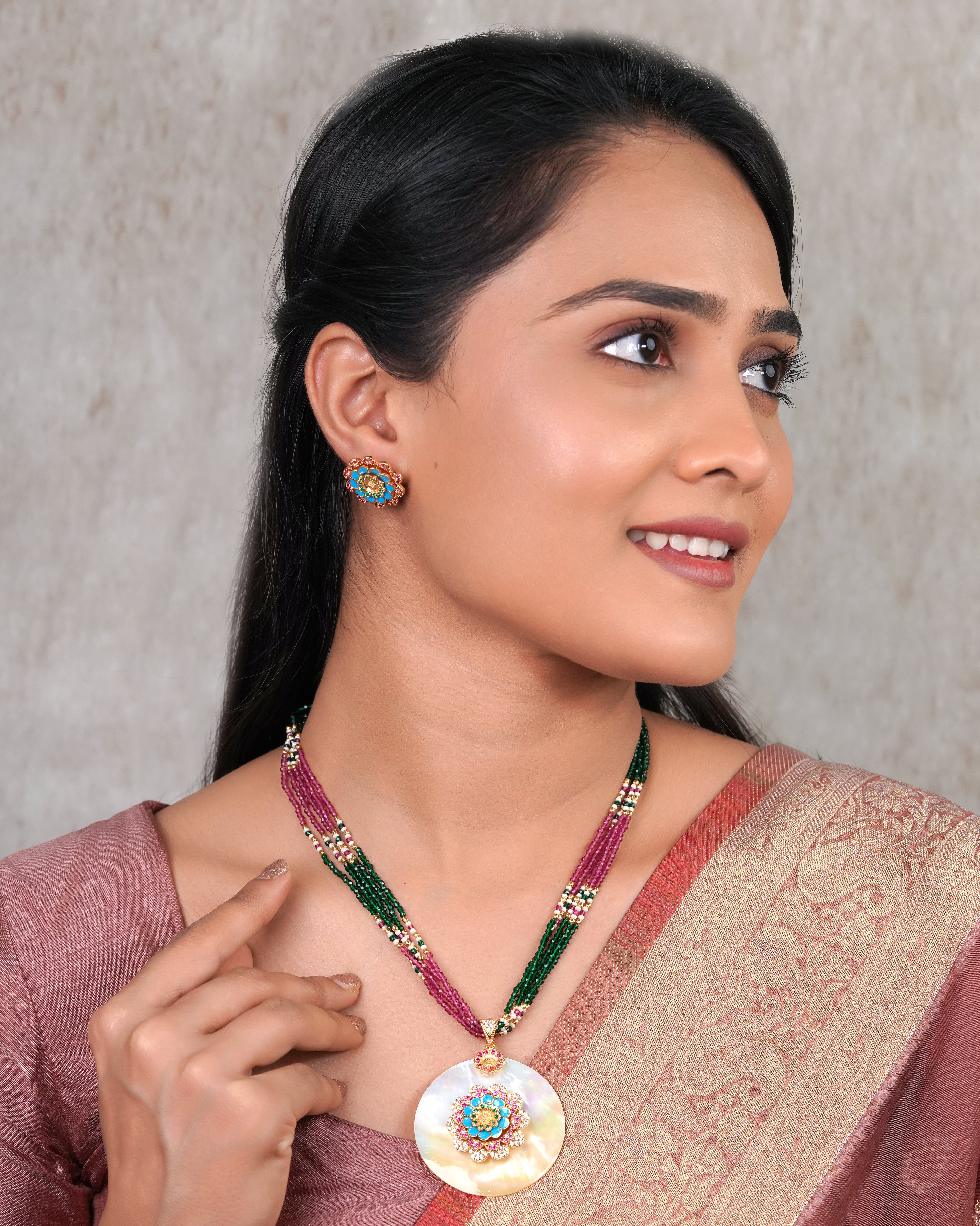 Turquoise Blossom Mother-of-Pearl Pendant Necklace Set