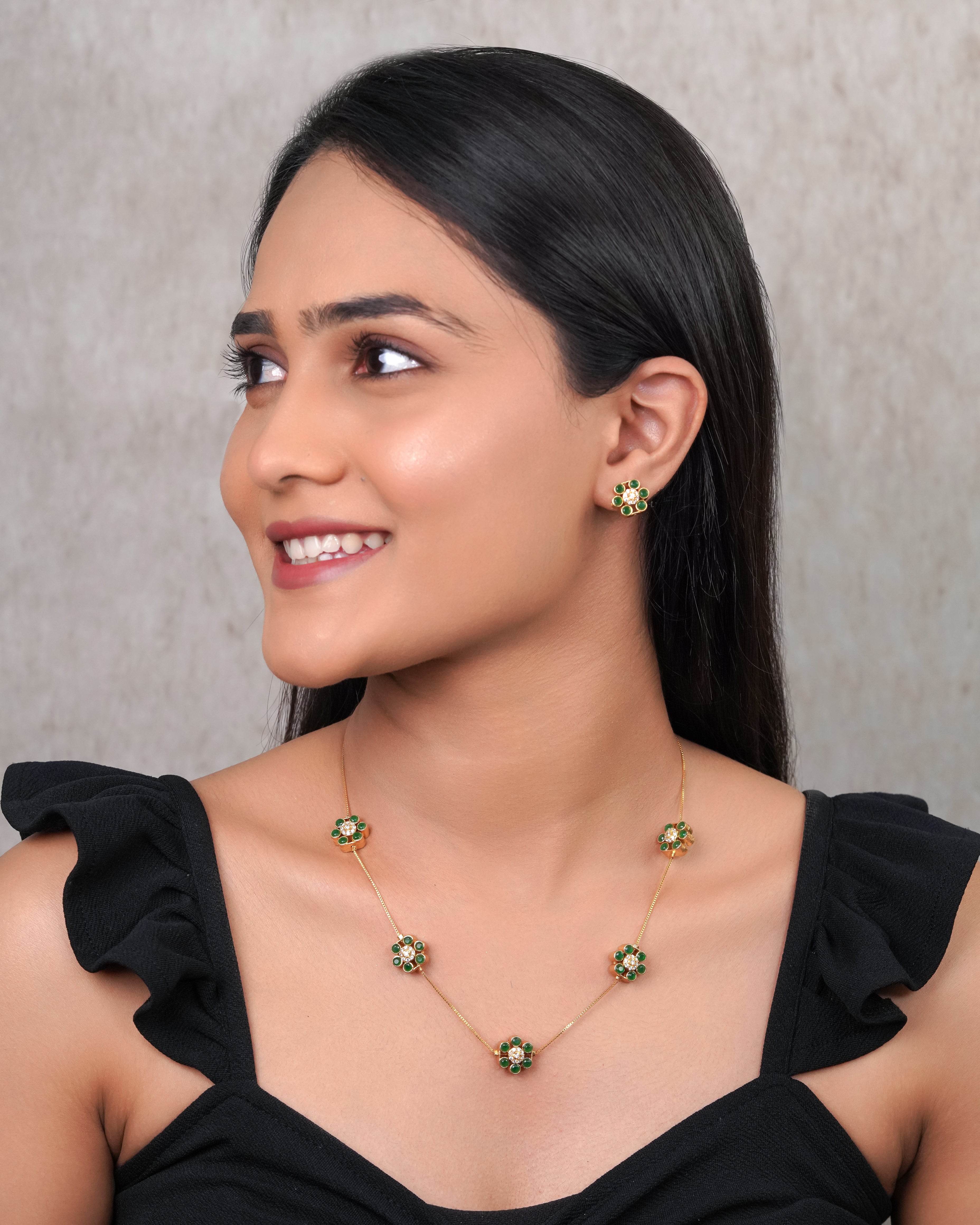 Green Floral Cluster Necklace Set