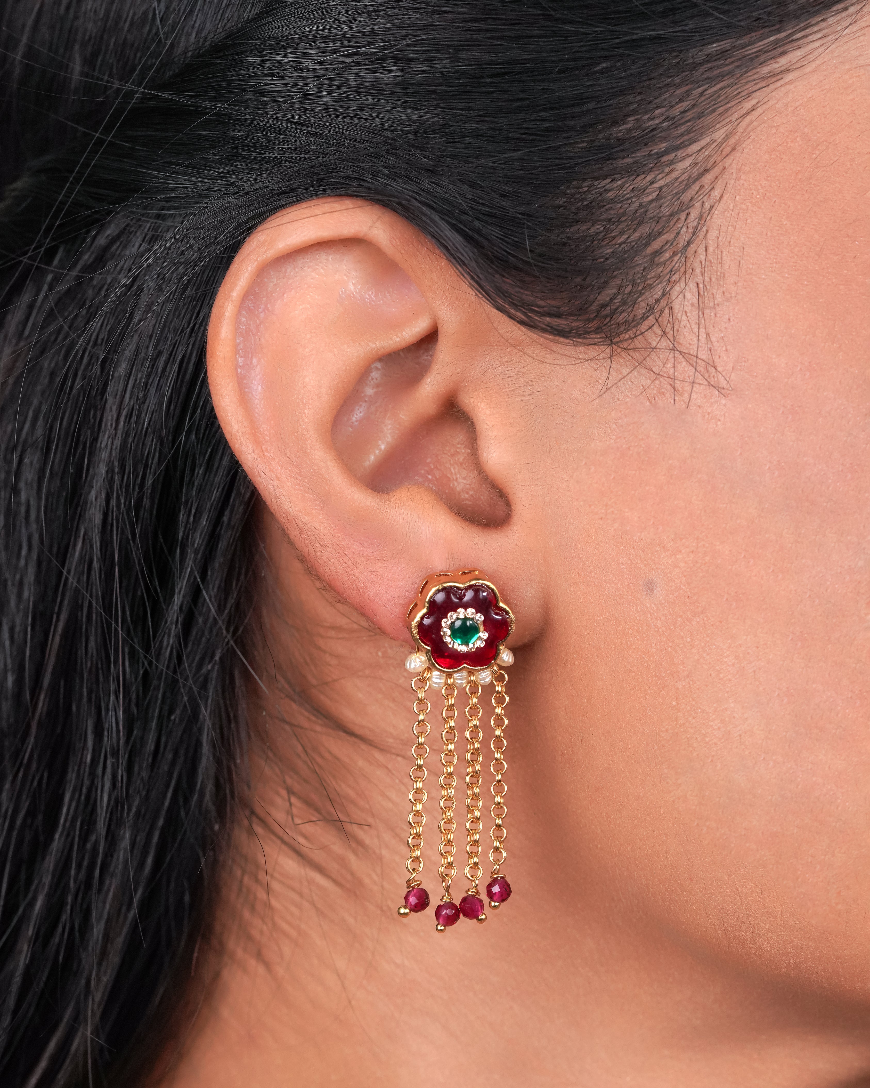 Elegant Floral Tassel Necklace Set