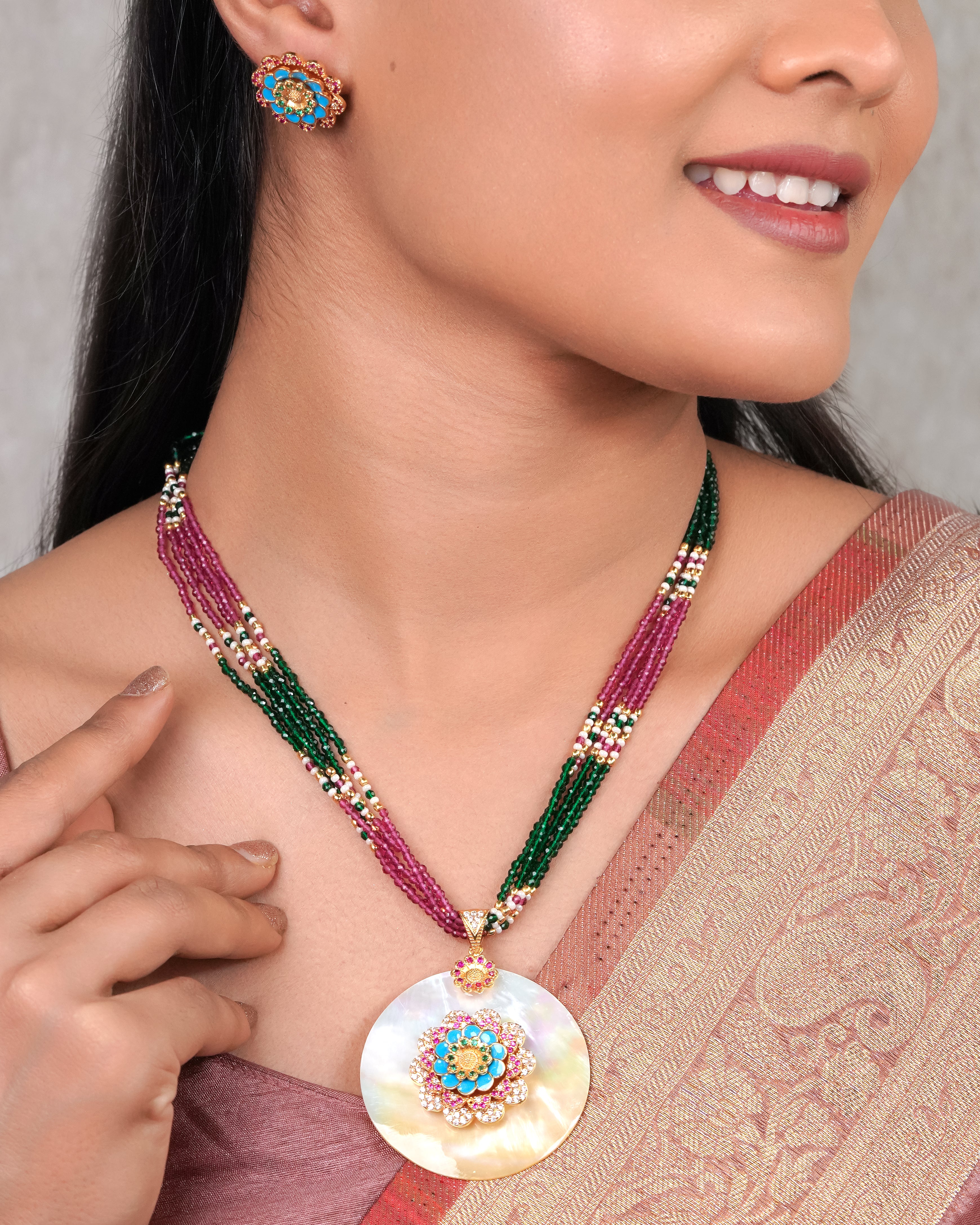 Turquoise Blossom Mother-of-Pearl Pendant Necklace Set