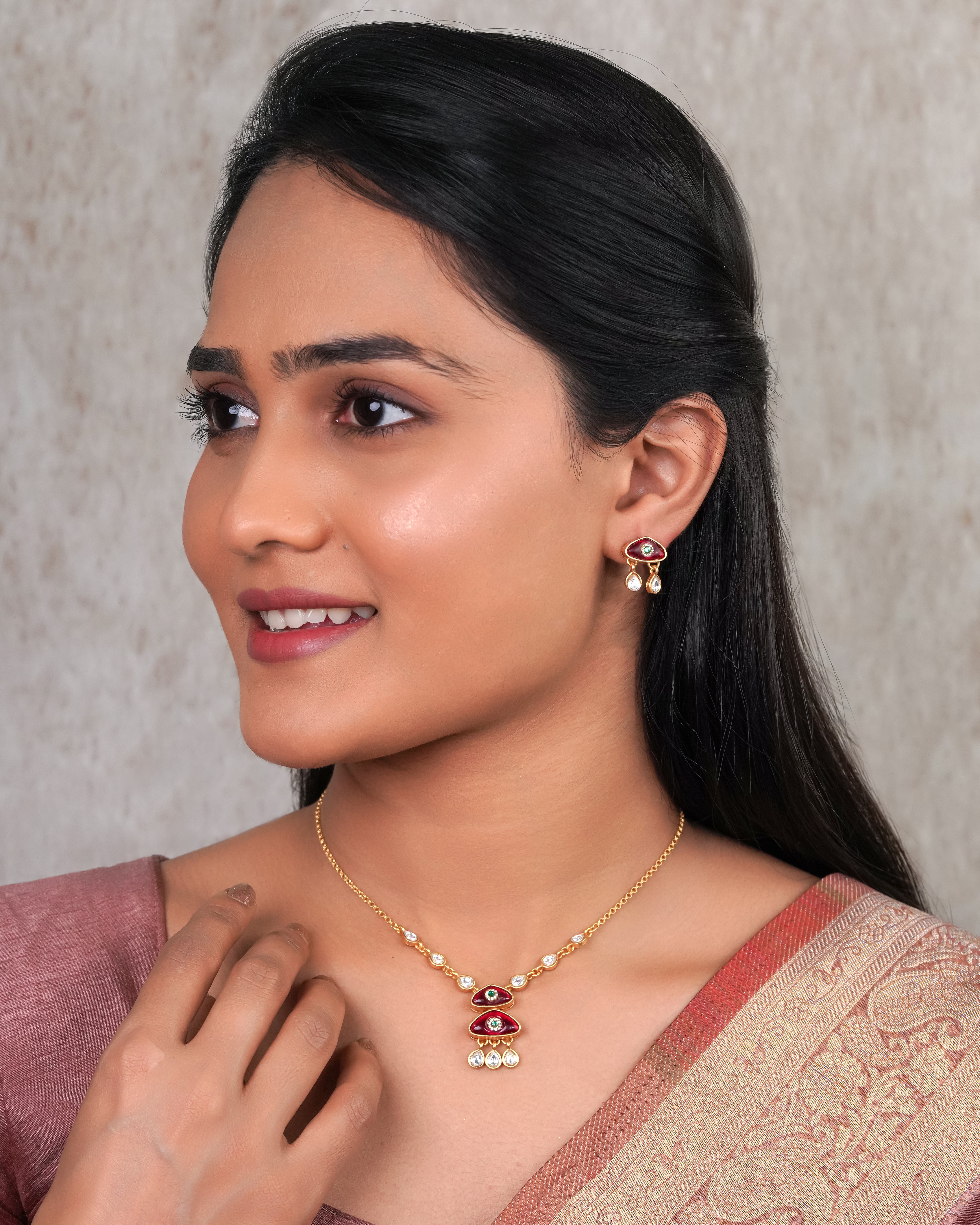 Emerald Green Kundan Necklace Set