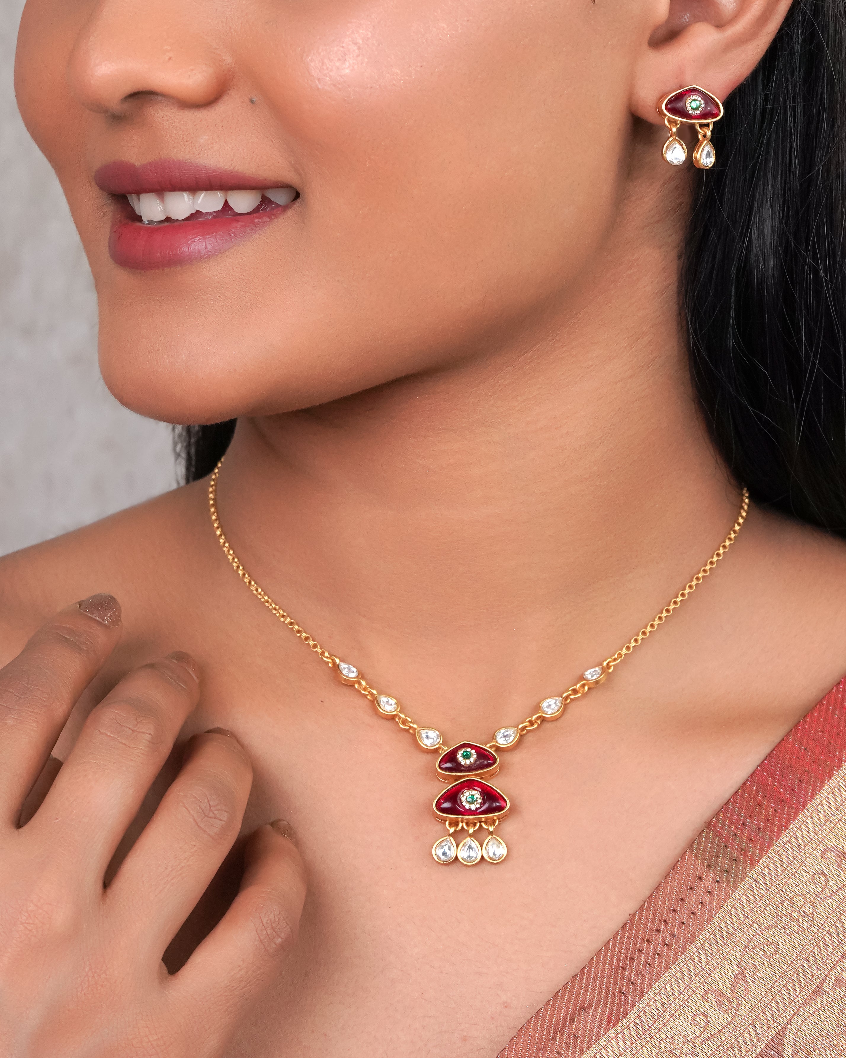 Emerald Green Kundan Necklace Set