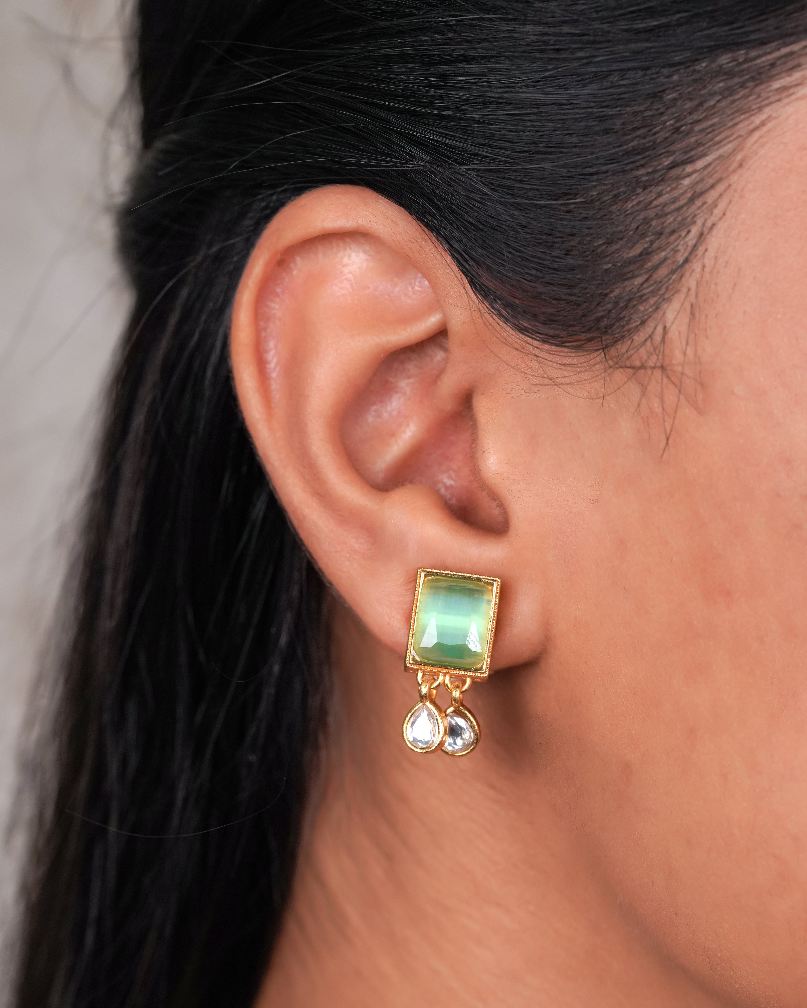 Mint Green Kundan Pendant Necklace Set